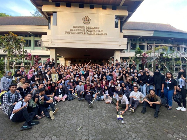 Mahasiswa PMM 2 Universitas Padjajaran (Sumber: I Gede Sutrawan/Dok.Pribadi)