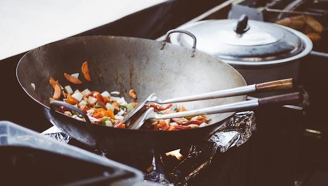 Ilustrasi Tempat Kuliner di Bandung. Sumber foto: Unsplash/Eduardo Roda LopesClem Onojeghuo