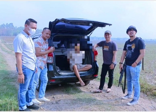 Modus Bisa Carikan Jodoh, Dukun Palsu di Lampung Ditangkap Tipu Korban Rp83 Juta (1)