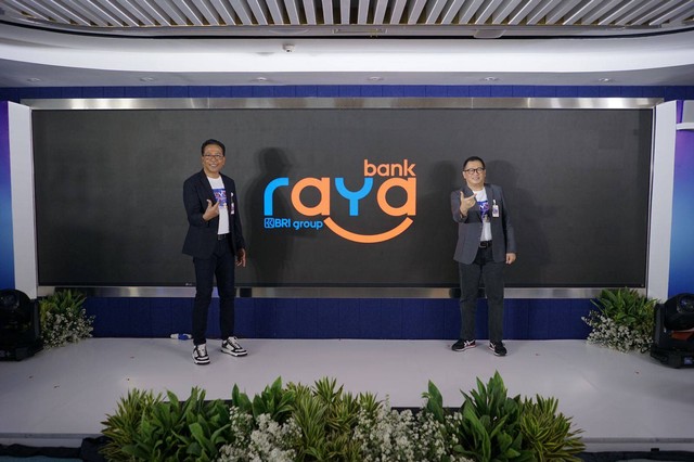Bank Raya meluncurkan logo baru. Foto: dok. Bank Raya