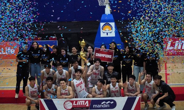 Juara Liga Mahasiswa Basket yang digelar di UAJY. Foto: istimewa