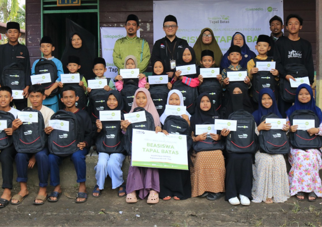 Resmi Luncurkan Program Beasiswa Tapal Batas Kolaborasi Tokopedia & IZI Riau