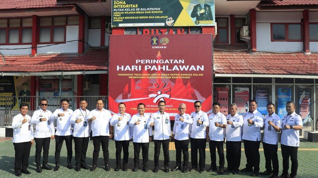 Foto Bersama Jajaran Pimti Kumham Kaltim dan Ka. UPT Samarinda dan Balikpapan. dok Humas LPN Samarinda