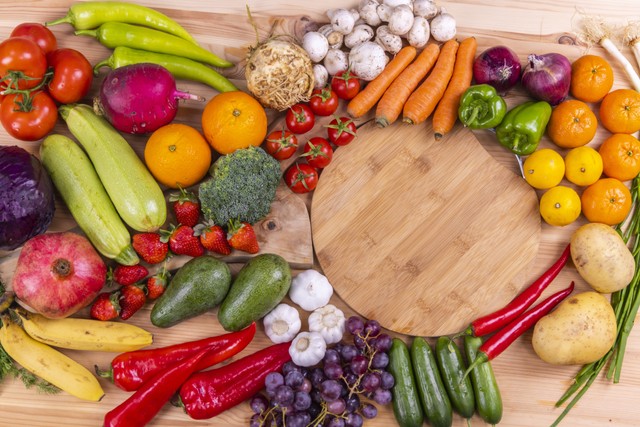 Ilustrasi Cara Memasak Sayur untuk Diet, Foto: Unsplash/engin akyurt