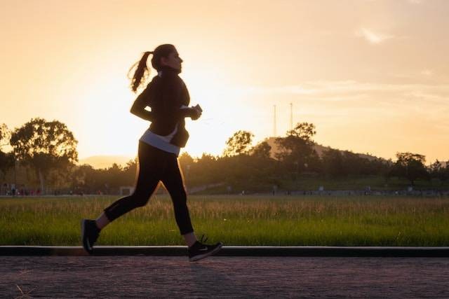 Ilustrasi rekomendasi tempat jogging di Jakarta Selatan, sumber foto: unsplash.com/Alex McCarthy