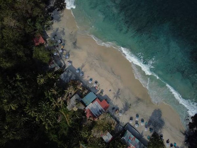 Ilustrasi Pantai Instagramable di Bali. Sumber: Unsplash| Tom Dondres