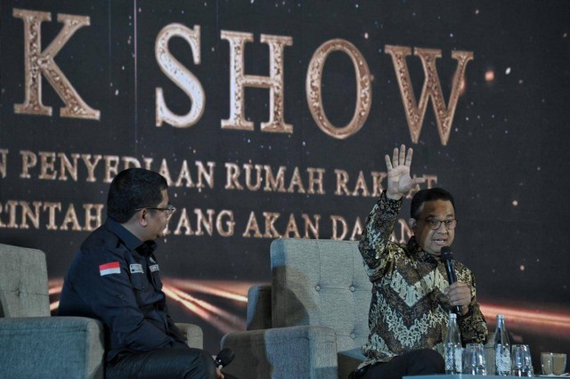 Bacapres Anies Baswedan dalam talkshow oleh Asosiasi Pengembang Perumahan dan Permukiman Seluruh Indonesia (APERSI) di Jakarta pada Jumat (10/11). Foto: Dok. Istimewa