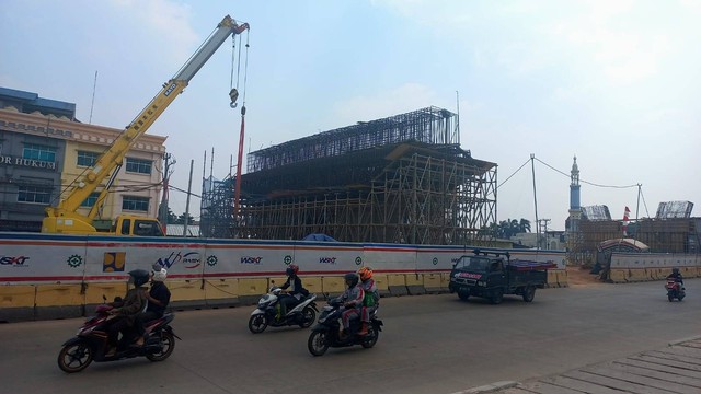 Pembangunan Flyover Sekip Ujung Palembang. (foto: dok Urban Id)