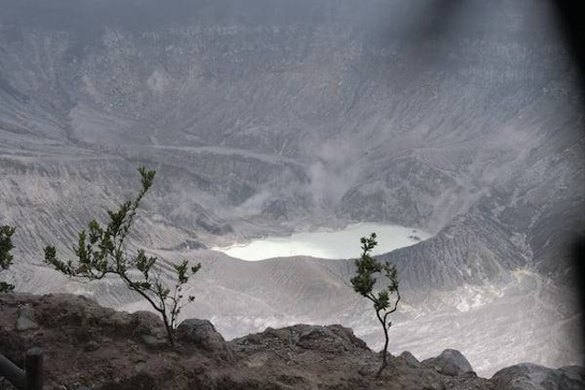 Ilustrasi Cara ke Tangkuban Perahu dari Bandung. Sumber: Unsplash| Wndo Nugroho