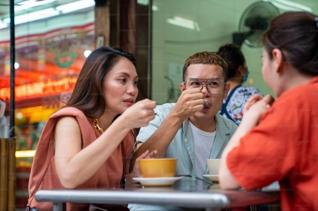 Ilustrasi Tempat Makan Hits di Jakarta Pusat, Sumber Unsplash/Getty Images