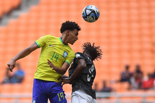 Pertandingan Piala Dunia U-17 antara Brasil melawan Kaledonia Baru di Jakarta International Stadium. Foto: Sigid Kurniawan/ANTARA FOTO