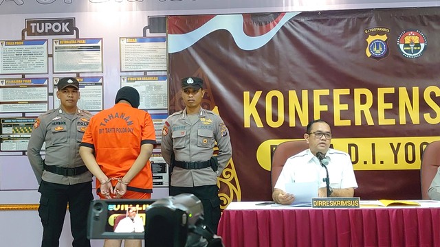 Konferensi pers pengungkapan kasus penyebaran berita hoaks kekerasan seksual Pengurus BEM FMIPA UNY di Ditreskrimsus Polda DIY. Foto: Widi RH Pradana/Pandangan Jogja