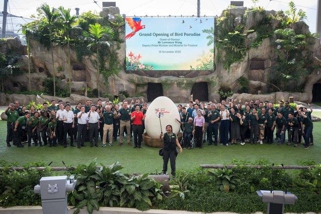 Pembukaan Bird Paradise yang dilakukan oleh stakeholder terkait pada Rabu (15/11/2023). Foto: Mandai Wildlife Group