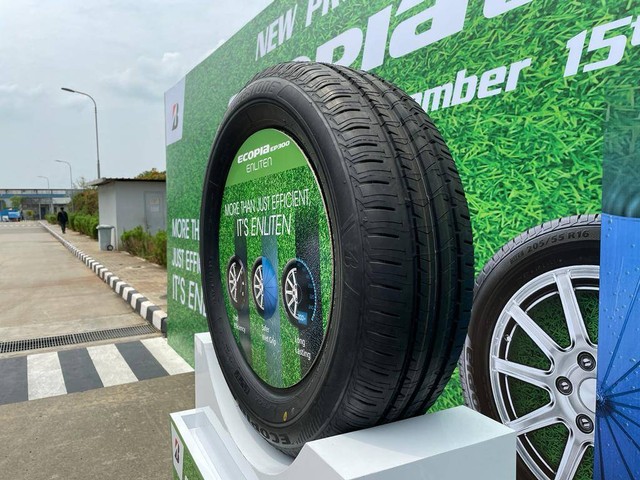 PT Bridgestone Tire Indonesia (BTI) perkenalkan produk baru Ecopia EP300. Foto: Sena Pratama/kumparan