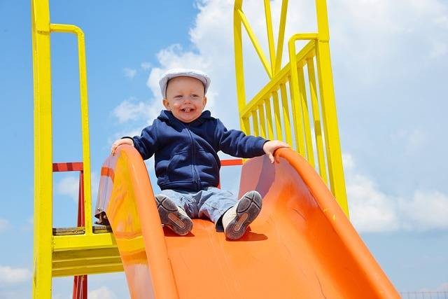 Ilustrasi Cafe yang Ada Playground di Bali. Sumber foto: Pixabay/Schmid-Reportagen