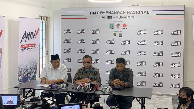 Konferensi pers oleh co captain TIMNAS AMIN, Sudirman Said di Jalan Diponegoro no. 10, Jakarta, Kamis (16/11/2023). Foto: Luthfi Humam/kumparan