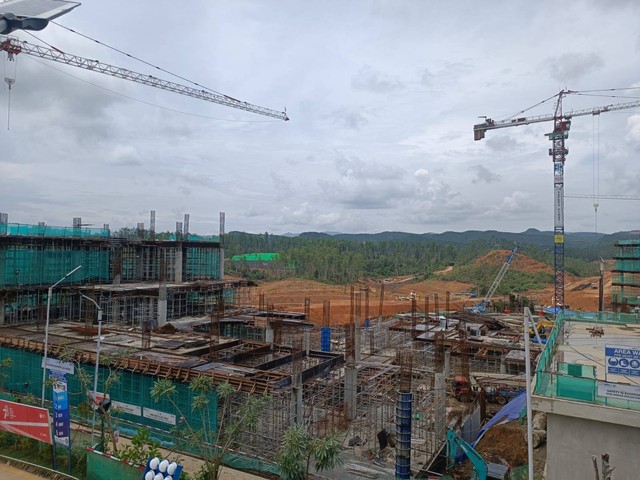 Situasi pembangunan konstruksi di IKN Nusantara, Kamis (16/11/2023). Foto: Akbar Maulana/kumparan