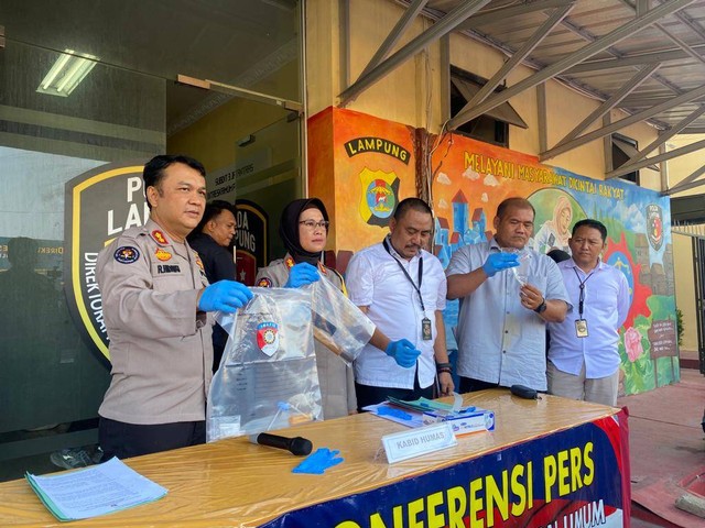 DPO Pencuri Mobil Pick Up di Lampung Ditangkap, Saat Pesta Sabu Bersama Temannya (3)