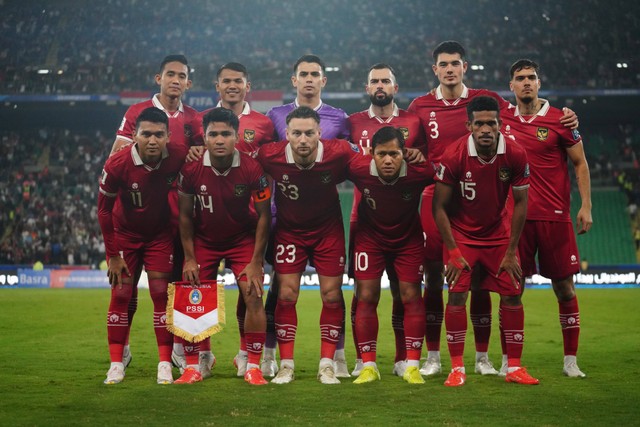 Timnas Indonesia vs Irak dalam matchday pertama Kualifikasi Piala Dunia 2026 di Stadion Internasional Basra, Kamis (16/11/2023). Foto: dok PSSI