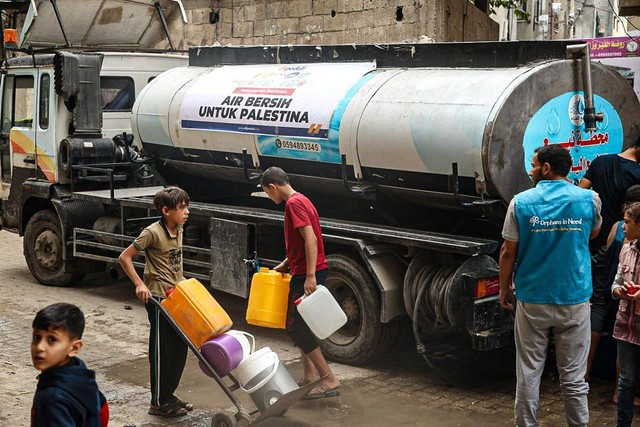 Krisis Air Melanda Gaza, DT Peduli Distribusikan 486.000 Liter Air Bersih