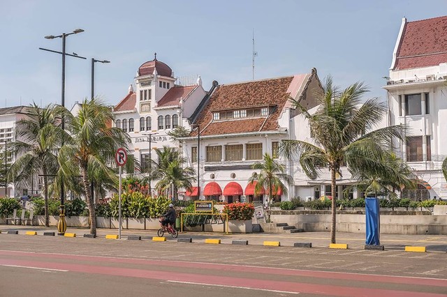 Ilustrasi hotel dekat kota tua. Sumber: www.unsplash.com