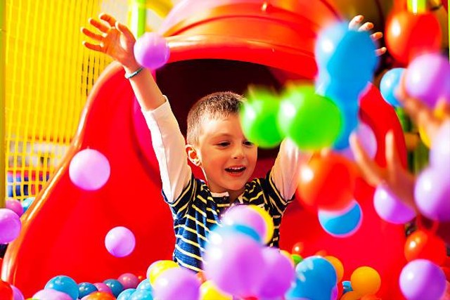 Ilustrasi Playground Di Pakuwon Mall Jogja, Foto: Unsplash/vitapix.