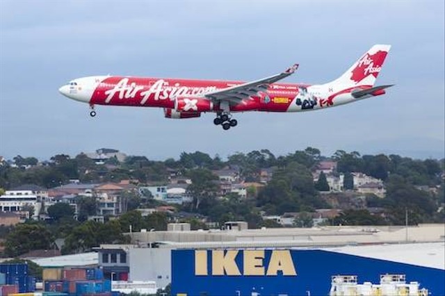 Cara Cek Kode Booking Air Asia. Unsplash/Troy Mortier