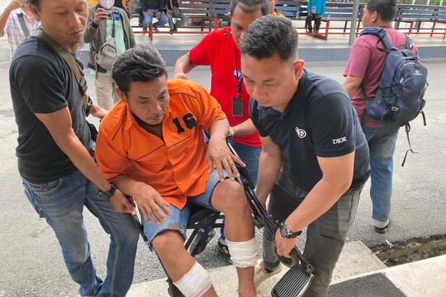 Rahmat, pria bersebo yang berniat membuang jasad dengan menggunakan becak motor (bentor) di Kabupaten Deli Serdang, Sumut, ditangkap pada Jumat (17/11/2023). Foto: Dok. Istimewa