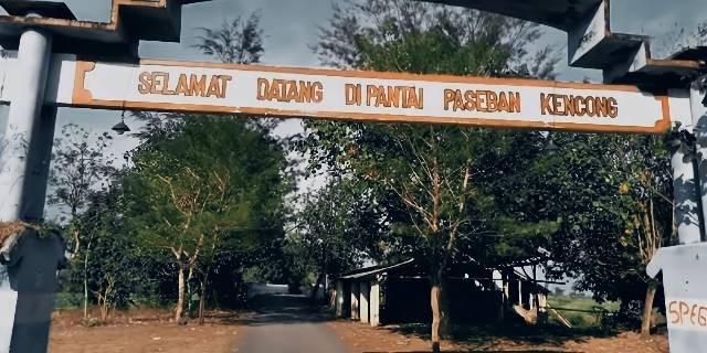 Pintu Masuk ke Pantai Paseban (Dokumentasi Pribadi, 11/11/2023)