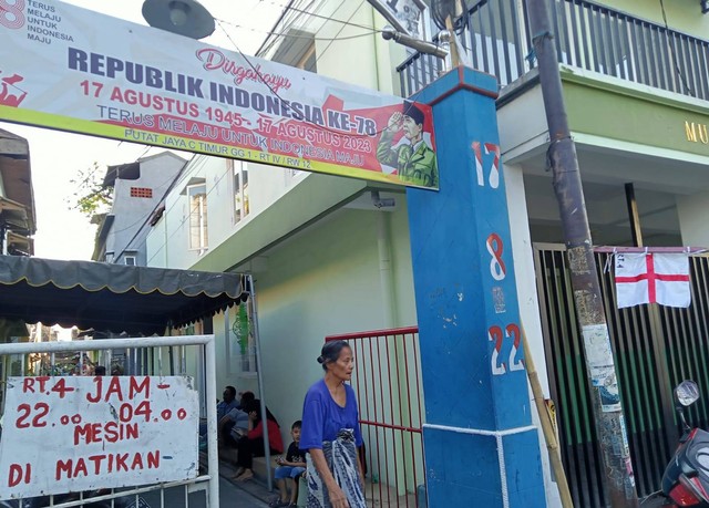 Kampung Putat Jaya C Timur gang I, Surabaya. Foto: Masruroh/Basra