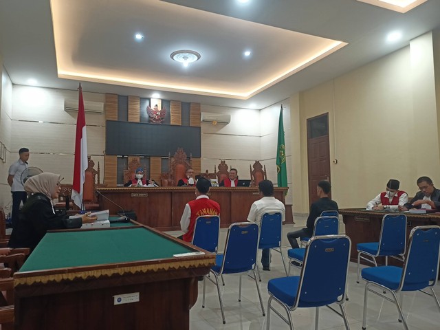 Saksi-saksi yang dihadirkan dalam sidang Andri Gustami. | Foto : Galih Prihantoro/ Lampung Geh