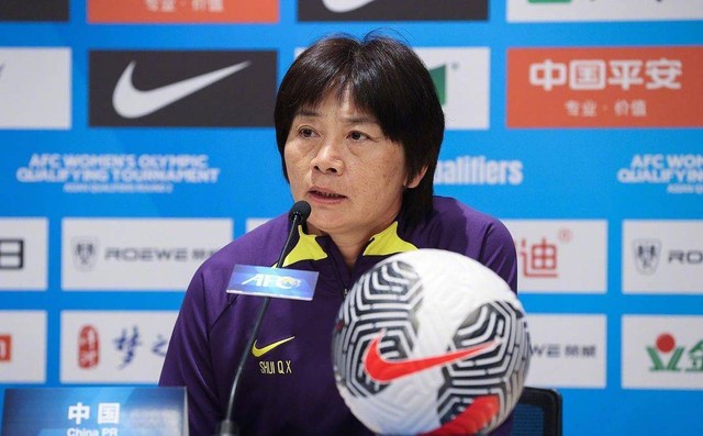 Pelatih Timnas Wanita China, Shui Qingxia. Foto: Instagram/@1.shuii