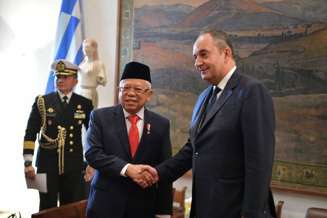 Wapres K.H. Ma'ruf Amin bertemu dengan 1st Vice President of Parliament di Hellenic Parliament, Rabu (22/11/2023) Foto: Dok. BPMI Setwapres