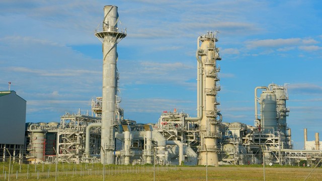 Suasana kilang gas Tangguh Train 3 di Lapangan Gas Tangguh, Kabupaten Teluk Bintuni, Papua Barat, Jumat (24/11/2023). Foto: Dok. Kementerian ESDM