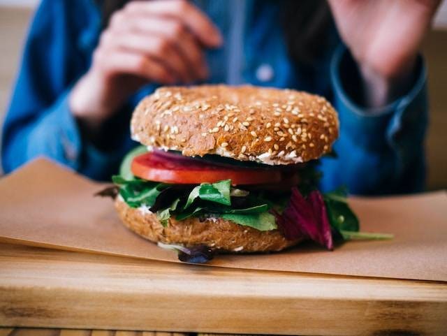 Ilustrasi Gaya Hidup Vegan Gen Z. Foto: Unsplash.com