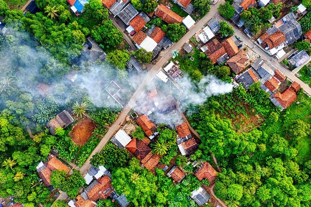 Ilustrasi Kampung Ambon Jakarta Timur, Sumber: Pexels/Tom Fisk