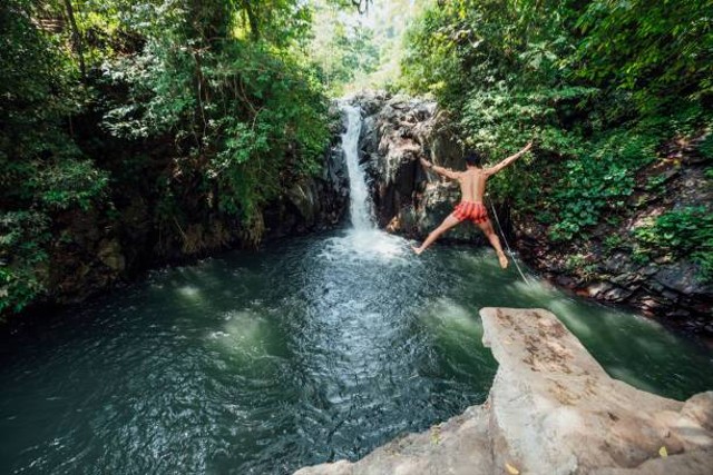 Ilustrasi Watu Gunung, Foto: Unsplash/SolStock.