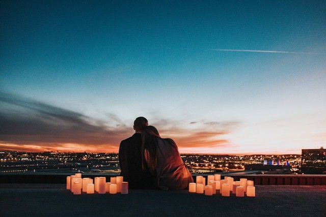 Cafe Romantis di Gunung Kidul / Foto hanya ilustrasi bukan tempat sebenarnya. Sumber: https://unsplash.com