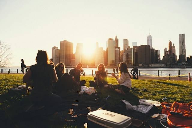 Ilustrasi arti akomodasi. Foto: Unsplash