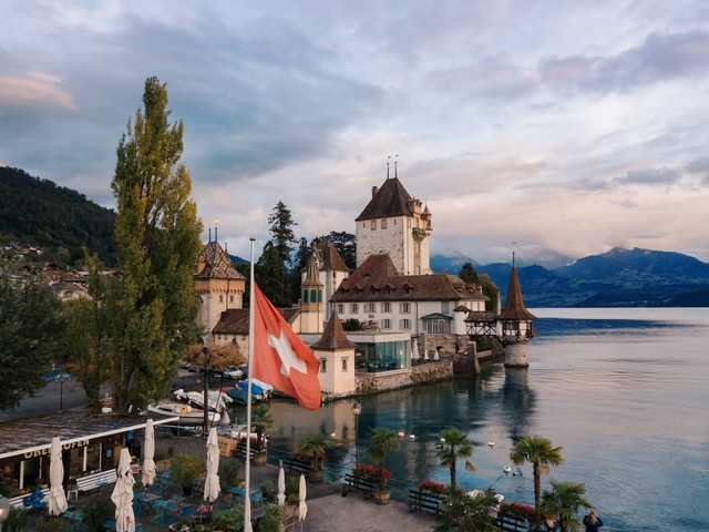 Ilustrasi negara Swiss. Sumber: Unsplash