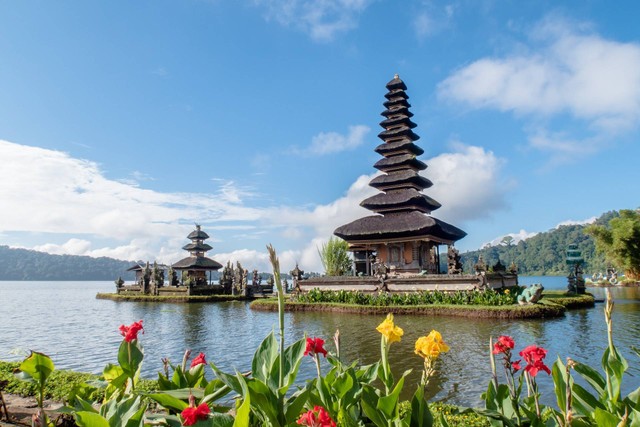 Pura Bali Temple, Foto; unsplash/Sebastian Pena Lambarri