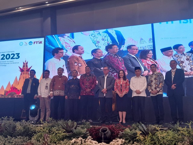 Forum Ilmiah Tahun Ikatan Surveyor Indonesia Resmi Digelar di Bandar Lampung