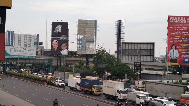 Kemacetan di Jalan Ahmad Yani Bekasi imbas demo buruh. Foto: Dok. Istimewa