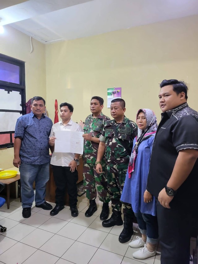 Kasus petugas ambulans dipukul anggota TNI di Jaktim berakhir damai. Foto: Dok. Istimewa
