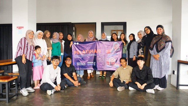 Foto Bersama Pemateri dan Peserta Digital Marketing IKOM Untan Pontianak. Foto: Rere Hutapea/Hi!Pontianak