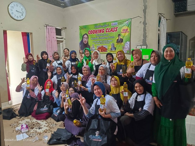 Peserta 'Cooking Class' Pembuatan Keripik Singkong Oven OK OCE Qalam Lampung (29/11)