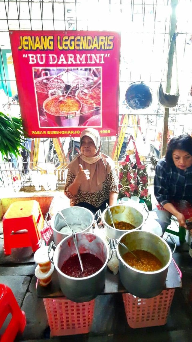 Potret Bu Darmini Penjual Jenang Legendaris (Senin(27/11/2023))