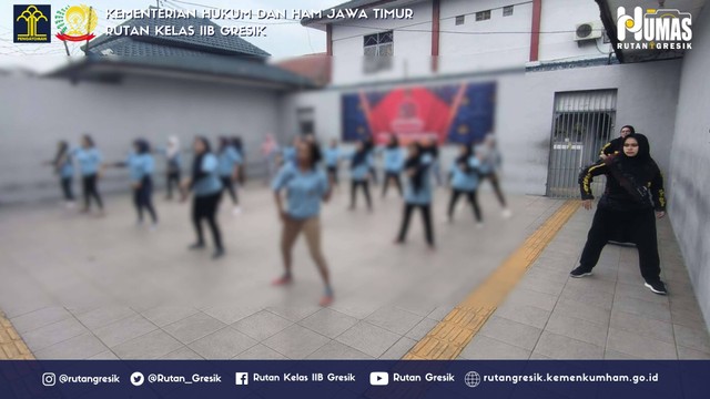 Tingkatkan Kebugaran Petugas dan Warga Binaan Rutan Gresik Melalui Senam Pagi