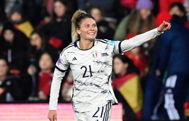 Pemain Timnas Wanita Italia, Michela Cambiaghi, saat timnya menang 2-3 dari Spanyol di matchday kelima UEFA Women's Nations League 2023. Foto: Instagram/@weuro