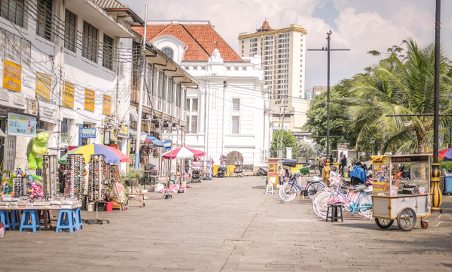 Ilustrasi pasar baru jakarta buka jam berapa. Sumber: Unsplash/Windo Nugroho